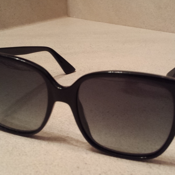 🥳HP🥳Gucci Women's Auth Havana Sunglasses - Picture 2 of 13